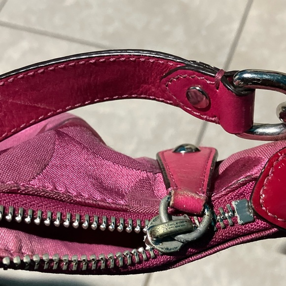 Coach Pink Shoulder Purse - Picture 14 of 16